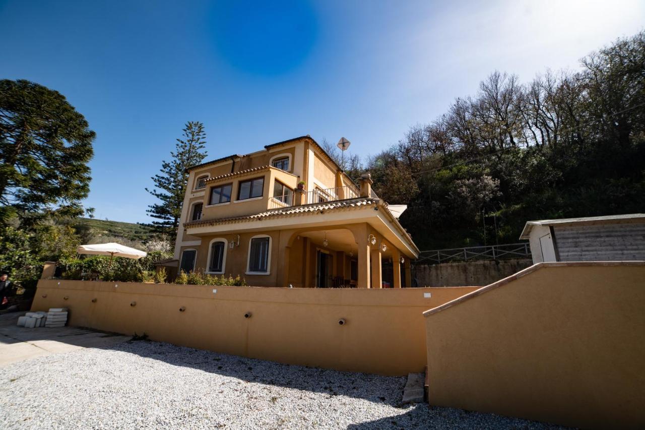 Villa Con Piscina Privata A 2 Kilometri Da Tropea Gasponi Luaran gambar