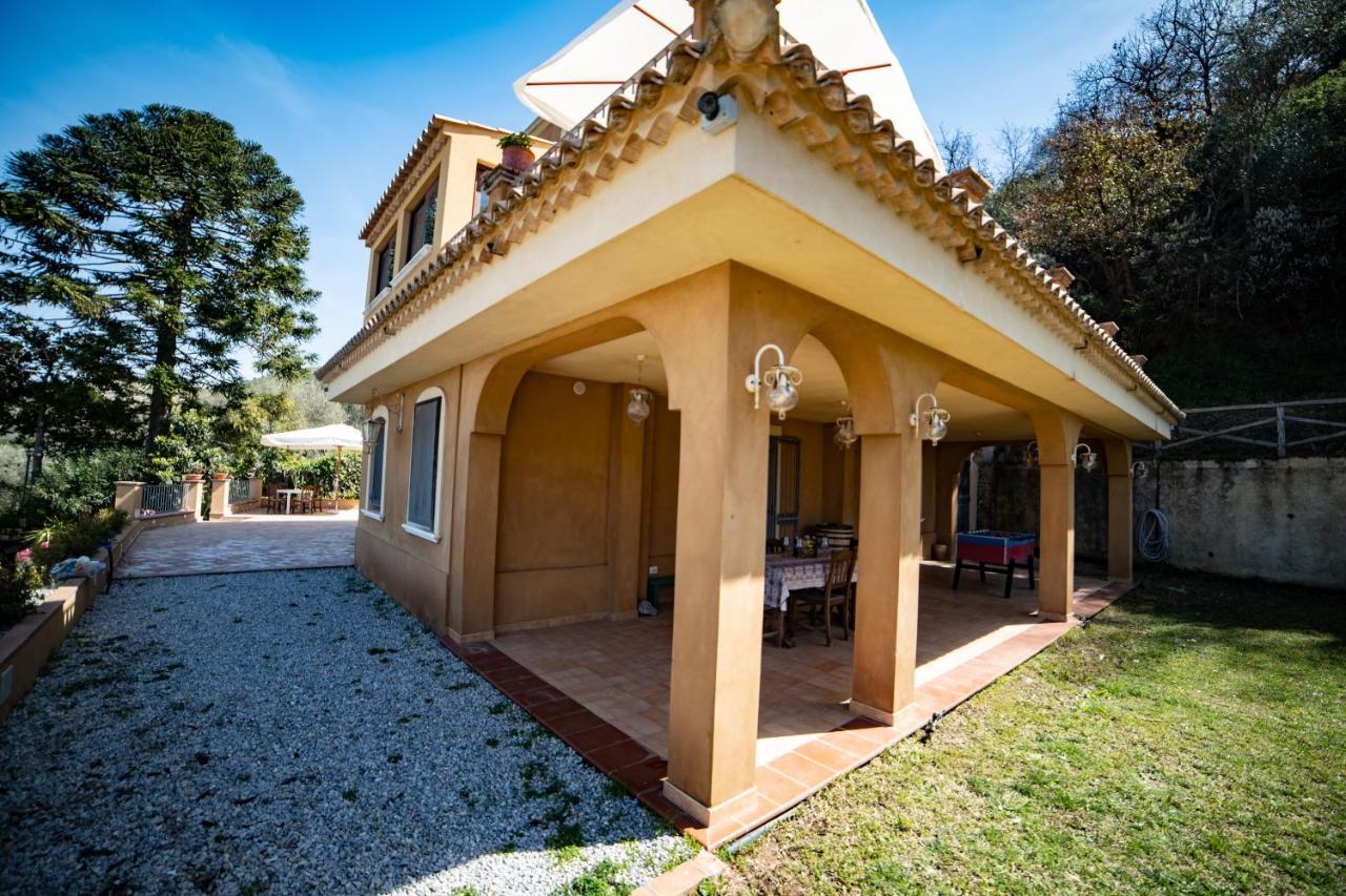 Villa Con Piscina Privata A 2 Kilometri Da Tropea Gasponi Luaran gambar