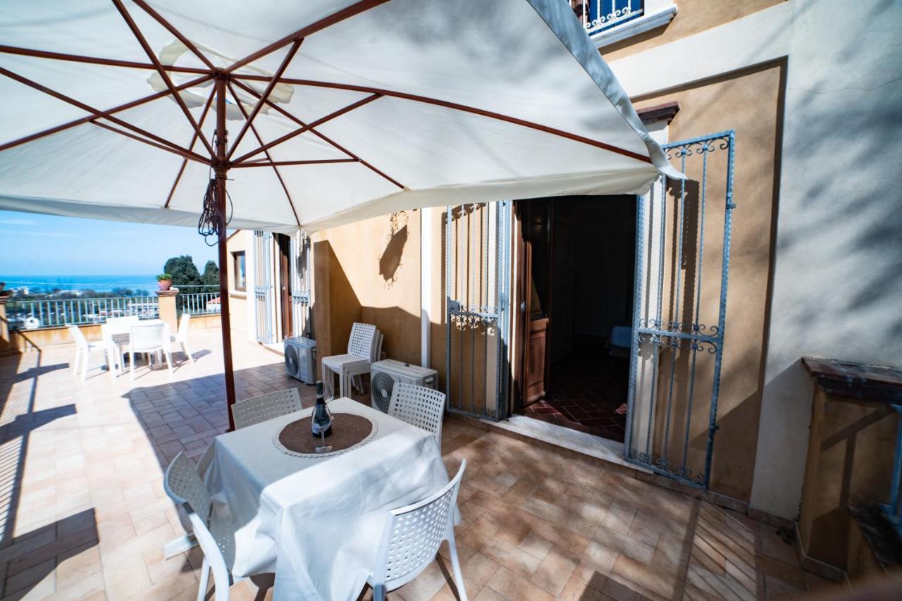 Villa Con Piscina Privata A 2 Kilometri Da Tropea Gasponi Luaran gambar