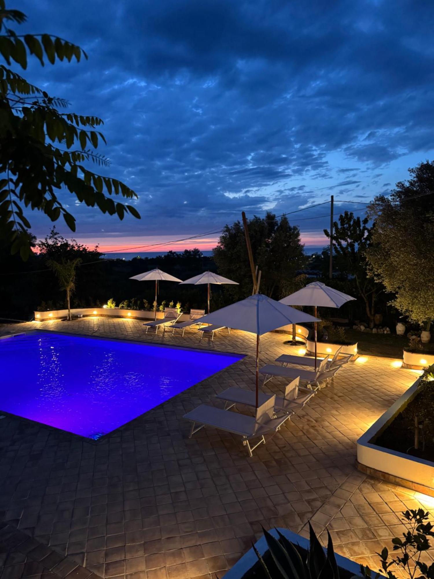 Villa Con Piscina Privata A 2 Kilometri Da Tropea Gasponi Luaran gambar